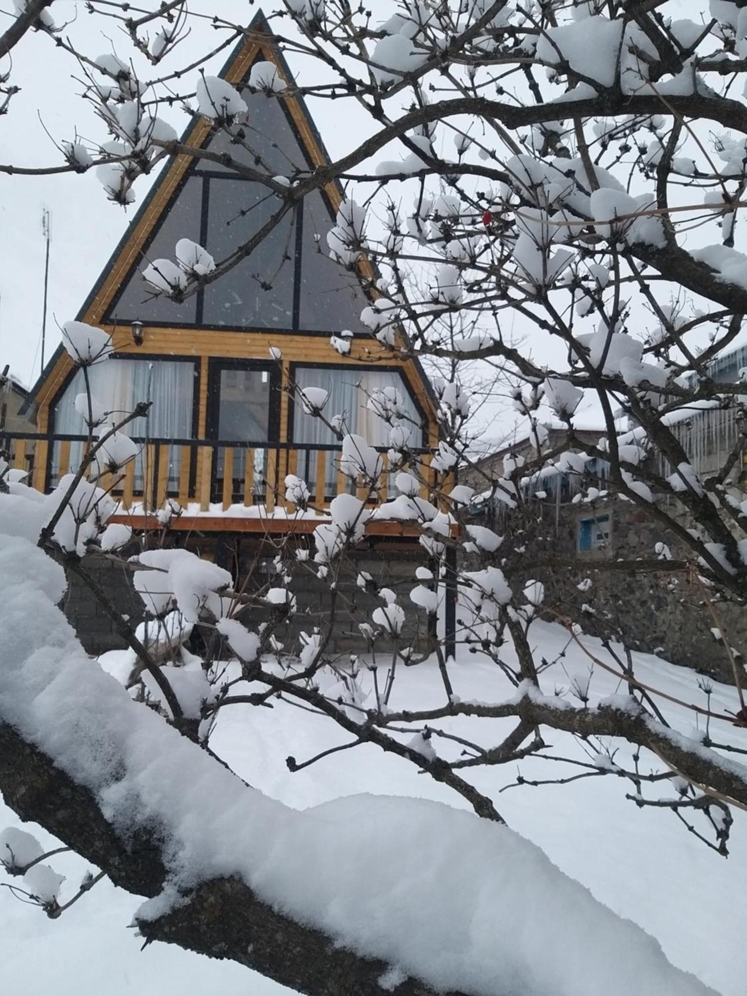 Emotion Kazbegi Apartamento Quarto foto