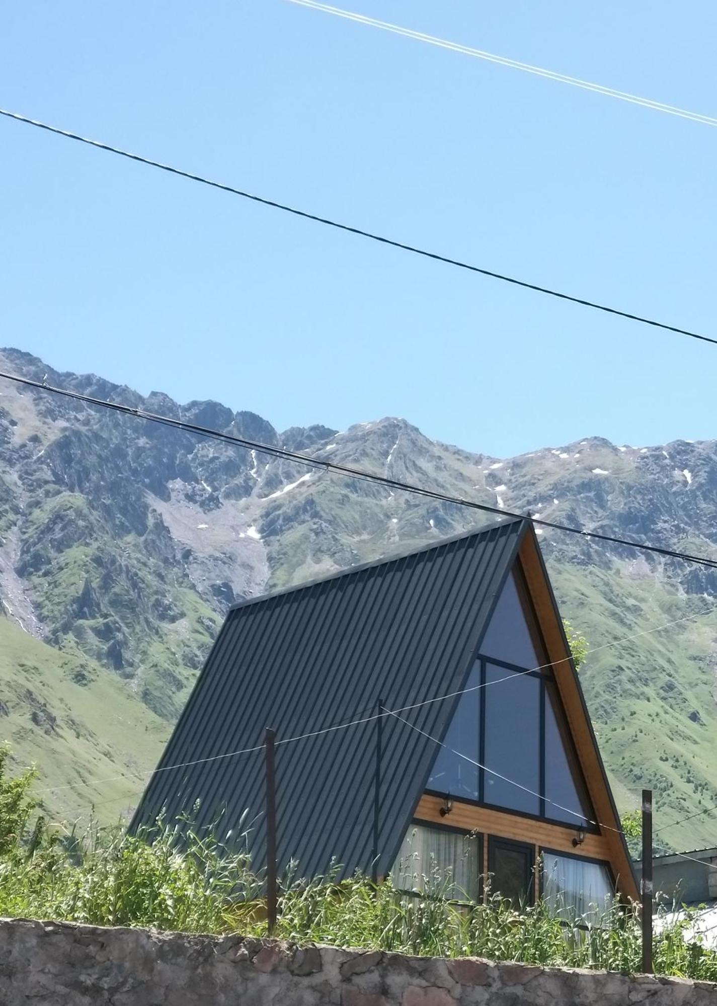 Emotion Kazbegi Apartamento Exterior foto