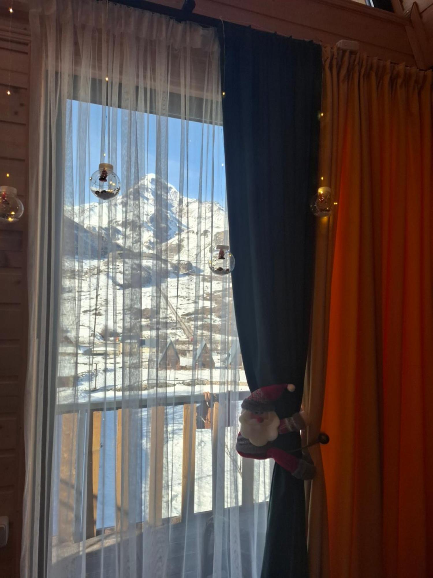 Emotion Kazbegi Apartamento Exterior foto